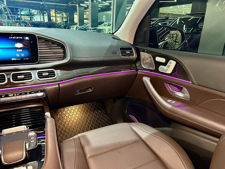 Фото 31 - Mercedes-Benz GLS-Class