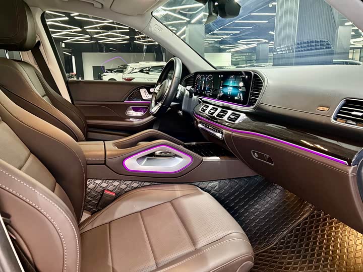 Фото 43 - Mercedes-Benz GLS-Class