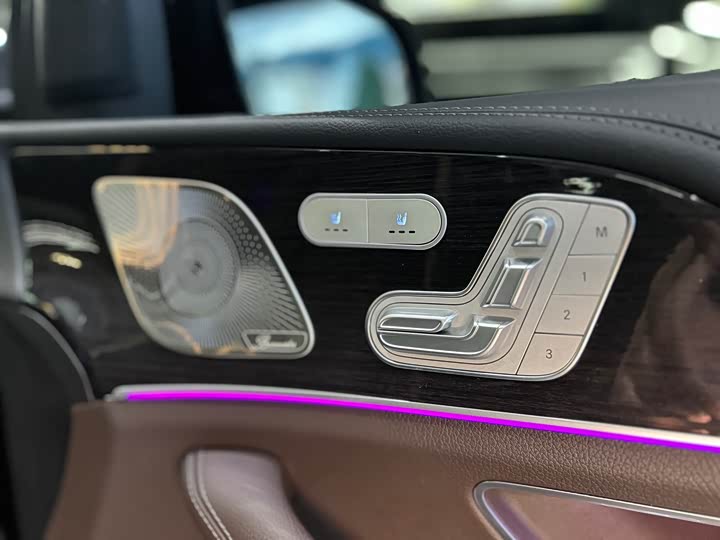 Фото 45 - Mercedes-Benz GLS-Class