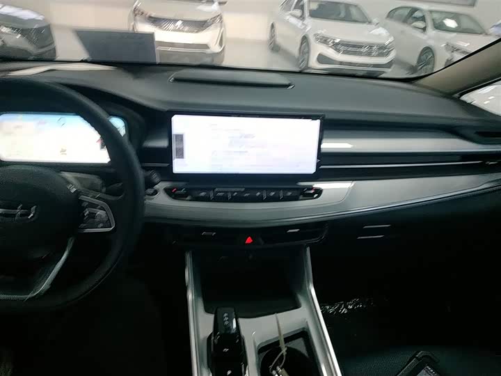 Фото 10 - Geely Jiaji