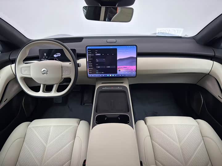 Фото 12 - Nio ET5T