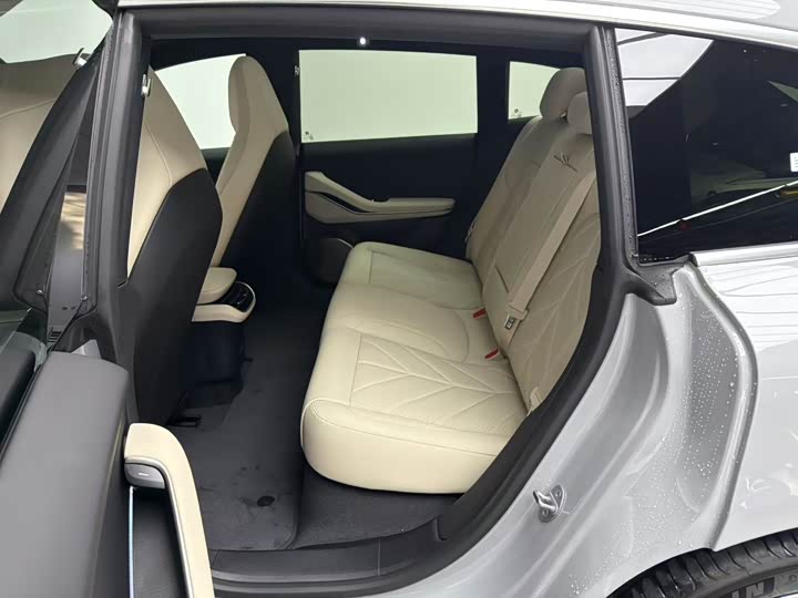 Фото 20 - Nio ET5T