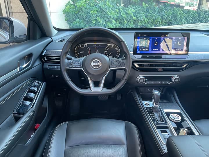 Фото 14 - Nissan Teana