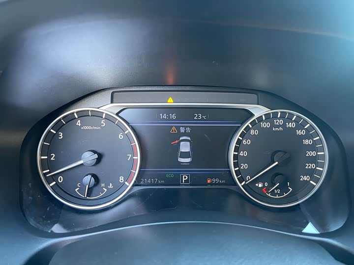 Фото 15 - Nissan Teana