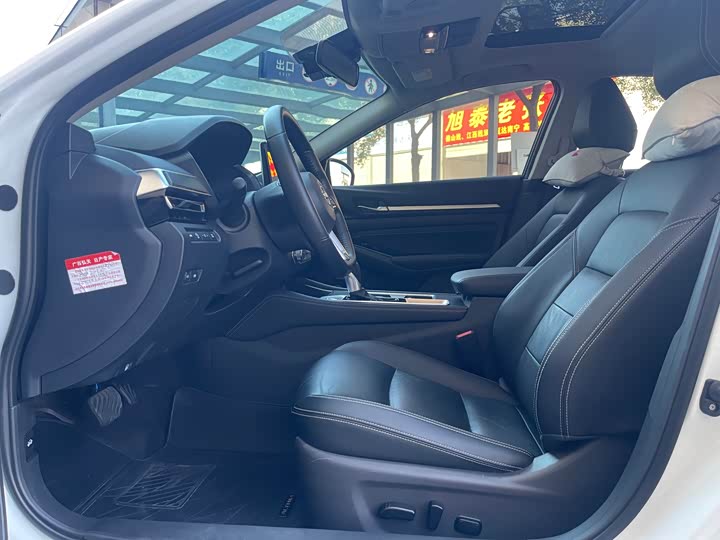 Фото 8 - Nissan Teana