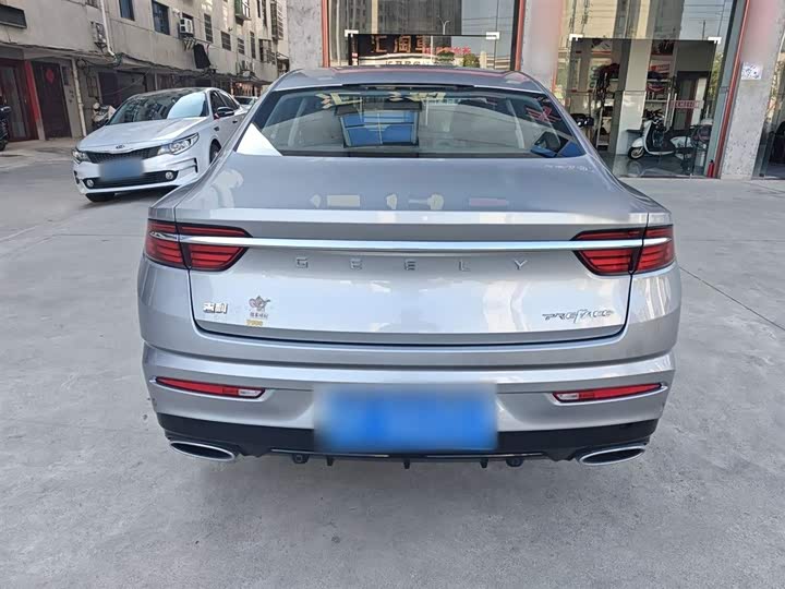 Фото 6 - Geely Preface