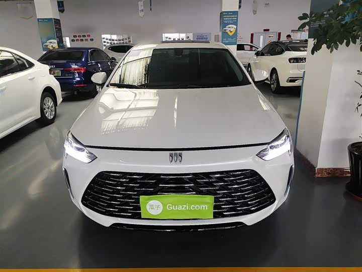 Фото 3 - Buick Regal