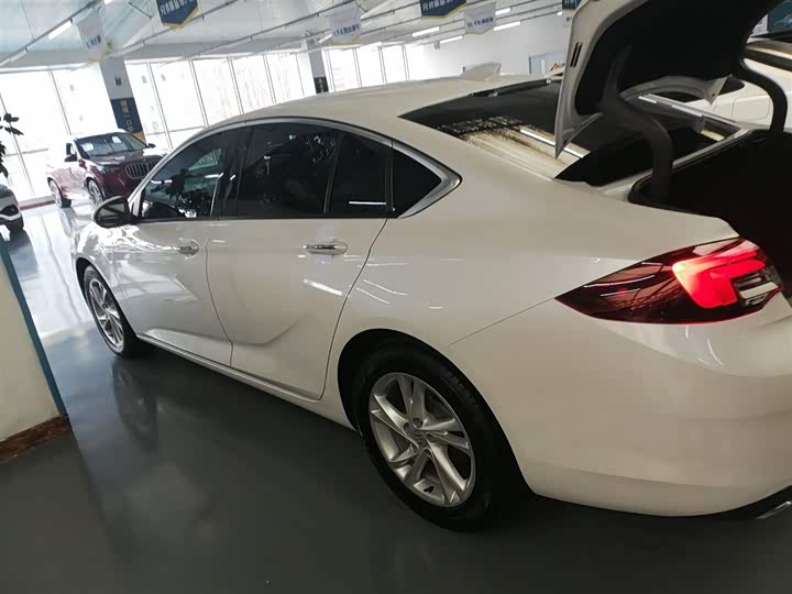 Фото 5 - Buick Regal