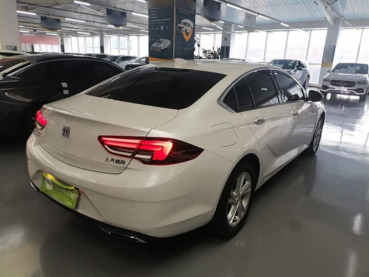 Фото 7 - Buick Regal