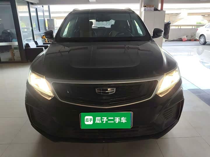 Фото 3 - Geely Vision X6
