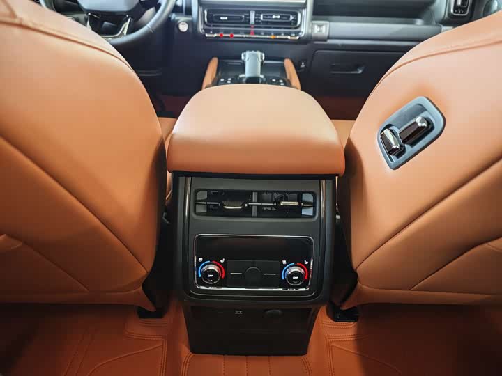 Фото 13 - Haval H9