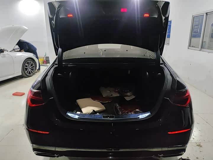 Фото 10 - Mercedes-Benz Maybach S-Class