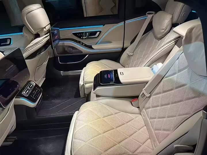 Фото 3 - Mercedes-Benz Maybach S-Class