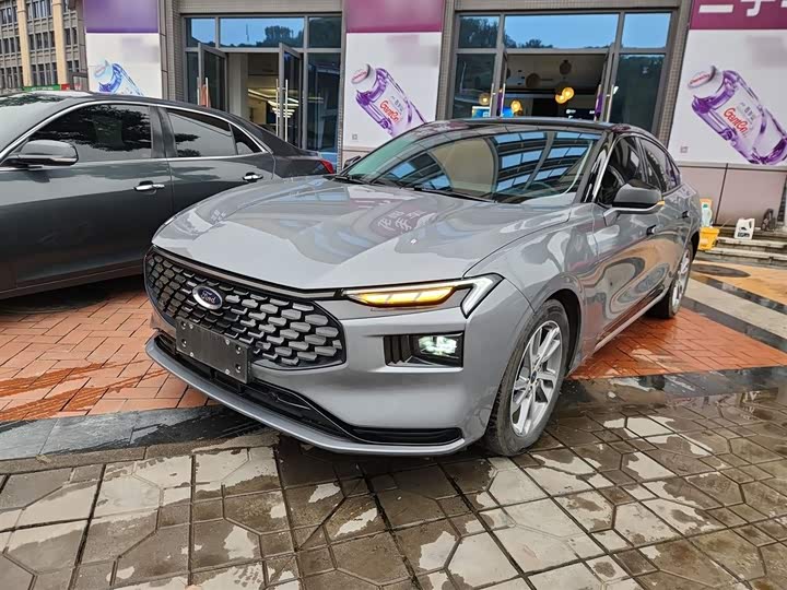 Фото 1 - Ford Mondeo