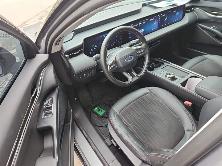 Фото 16 - Ford Mondeo