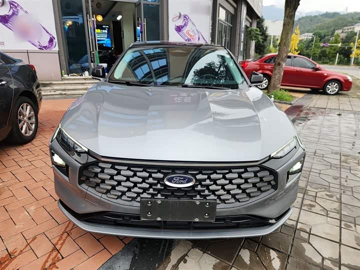 Фото 3 - Ford Mondeo