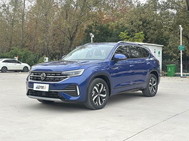 Фото 1 - Volkswagen Tayron GTE Hybrid