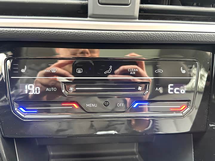 Фото 9 - Volkswagen Tayron GTE Hybrid