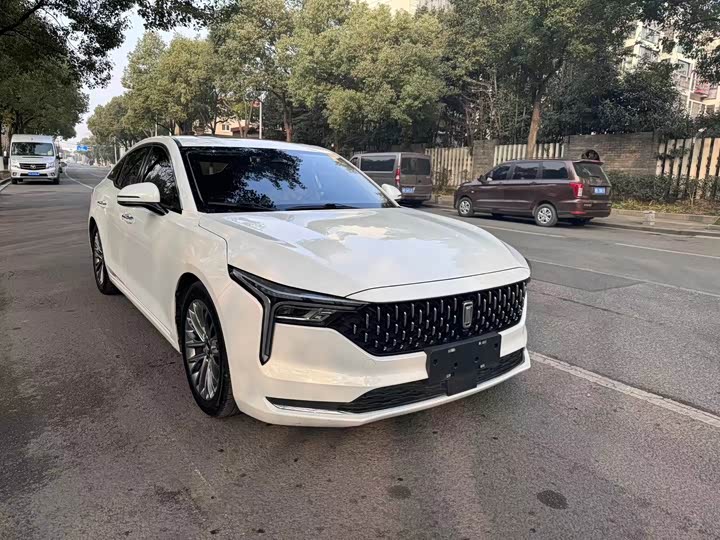 Фото 3 - Bestune B70