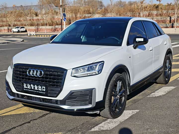 Фото 1 - Audi Q2L