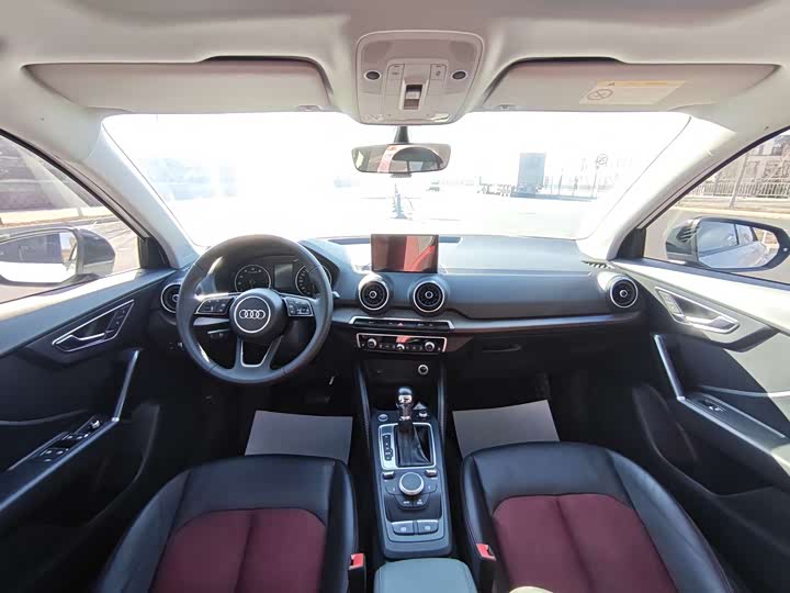 Фото 10 - Audi Q2L