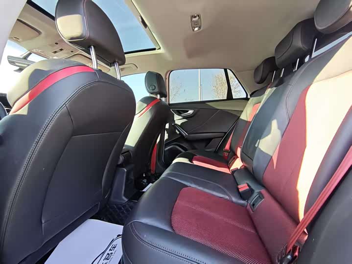 Фото 14 - Audi Q2L