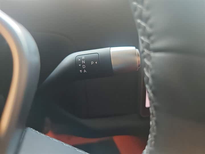 Фото 14 - LiXiang L7