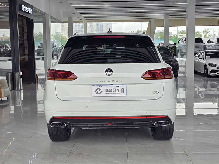 Фото 29 - Volkswagen Touareg