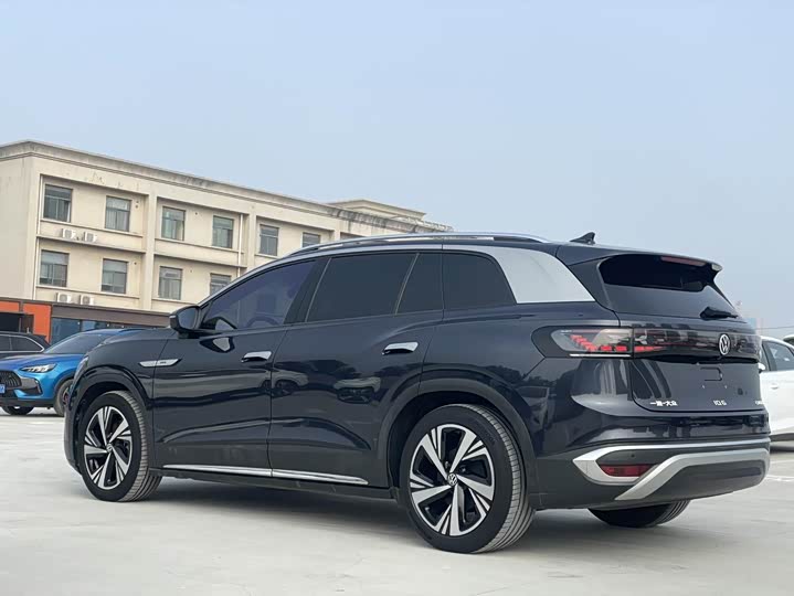 Фото 7 - Volkswagen ID.6 Crozz