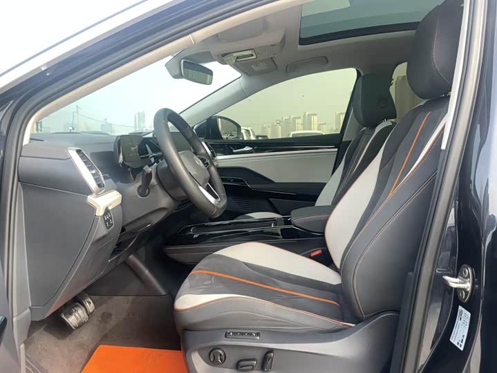 Фото 8 - Volkswagen ID.6 Crozz