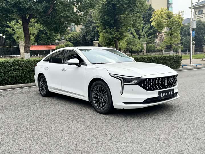 Фото 3 - Bestune B70