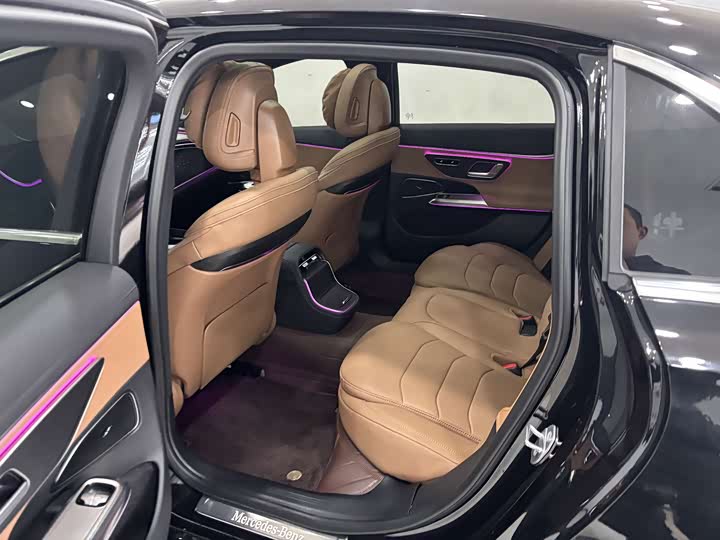 Фото 22 - Mercedes-Benz E-Class Hybrid