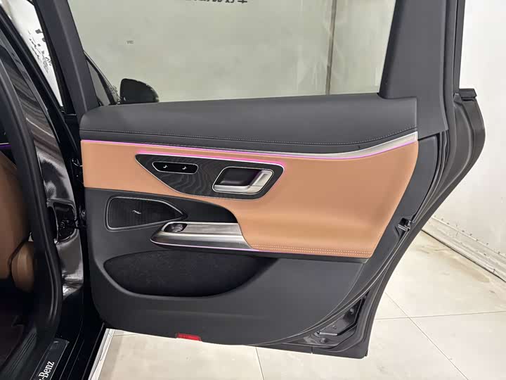 Фото 23 - Mercedes-Benz E-Class Hybrid