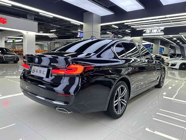 Фото 7 - BMW 5 Series