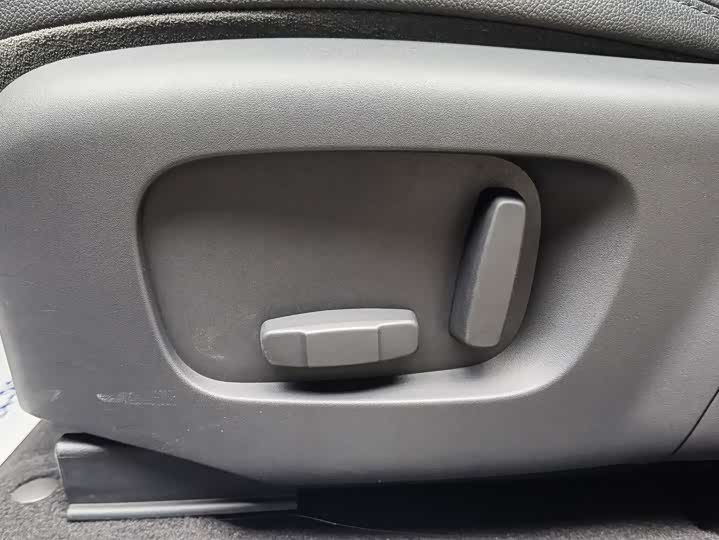 Фото 13 - Land Rover Range Rover Evoque L