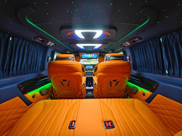 Фото 29 - Mercedes-Benz Vito