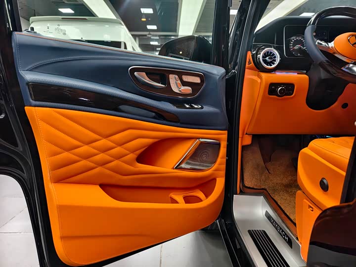 Фото 9 - Mercedes-Benz Vito