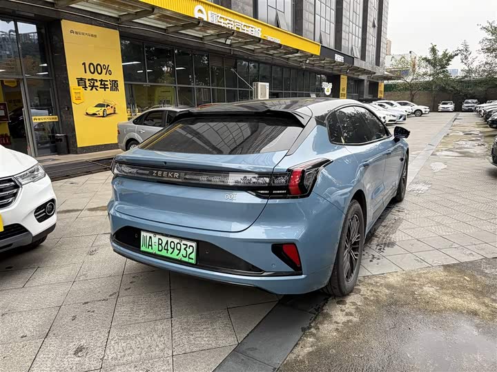 Фото 5 - Zeekr 001