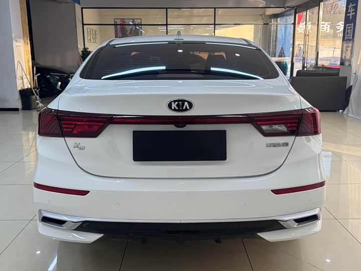 Фото 5 - Kia K3