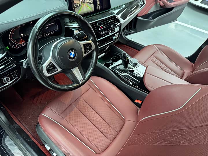 Фото 6 - BMW 5 Series