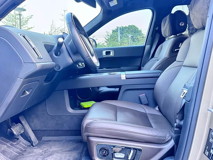 Фото 11 - LiXiang L9