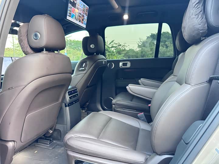 Фото 15 - LiXiang L9