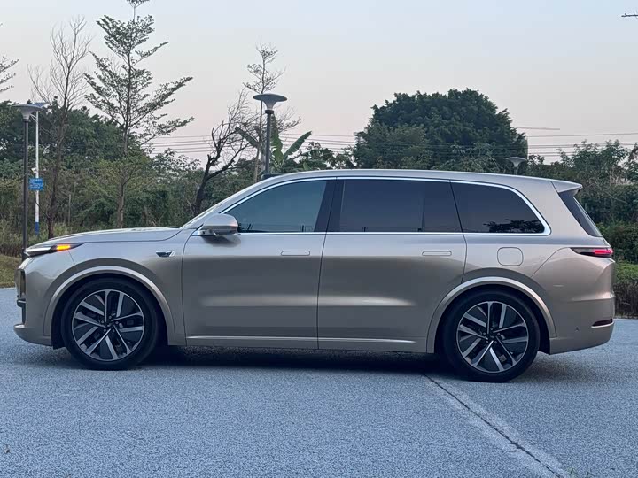 Фото 7 - LiXiang L9