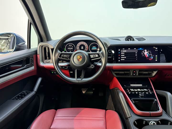 Фото 13 - Porsche Cayenne