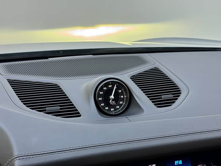 Фото 19 - Porsche Cayenne