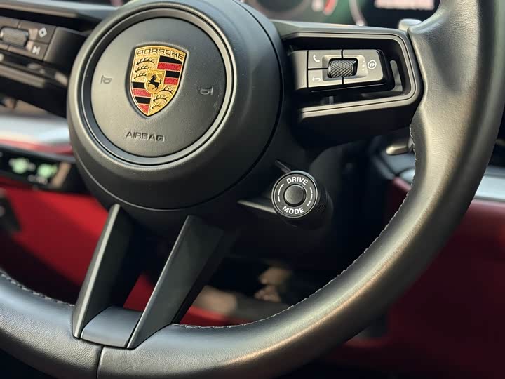 Фото 20 - Porsche Cayenne