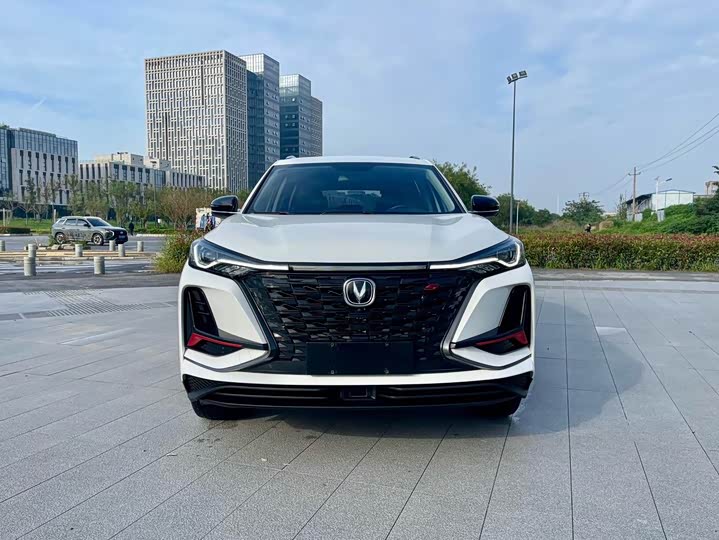 Фото 2 - Changan CS75 Plus