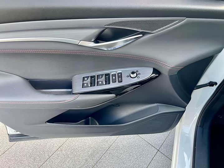 Фото 4 - Changan CS75 Plus