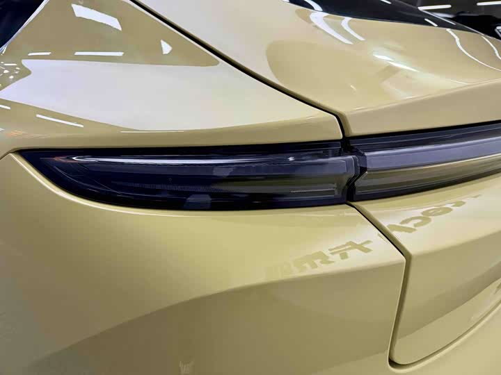 Фото 11 - Nio ET5