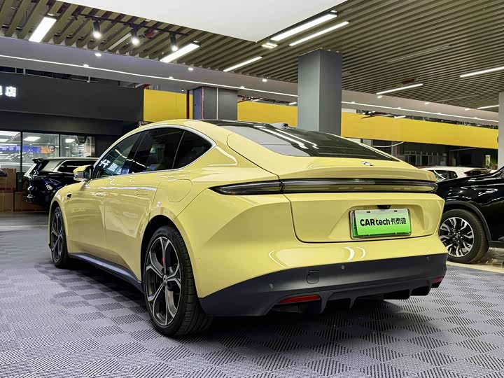 Фото 13 - Nio ET5